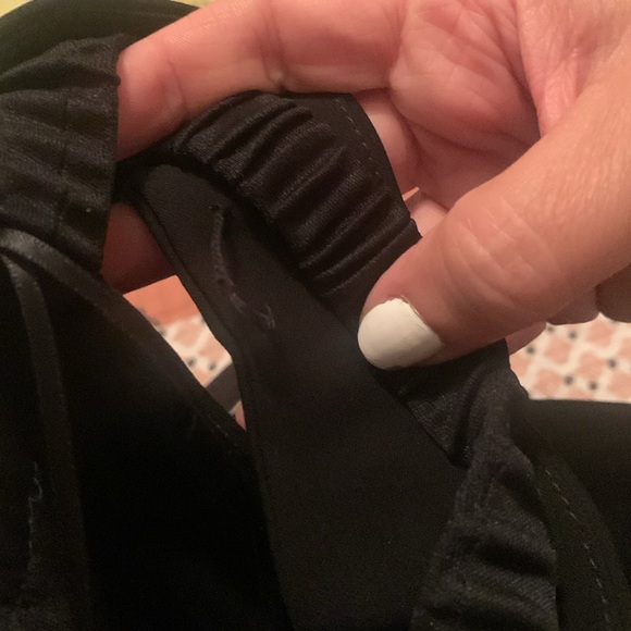 NWT Carmen Marc Valvo Infusion Formal Floor Length Contrast Ruffle Black Dress - Picture 11 of 11